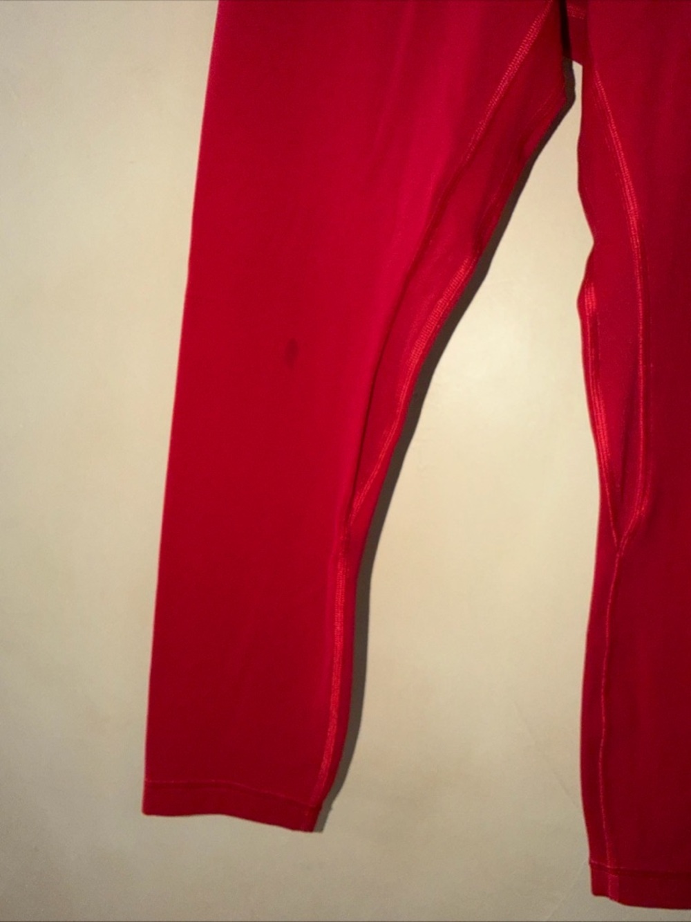 Women’s Lunar Lululemon size 6 Align leggings Red With Gold Logo-see Description - Picture 6 of 7